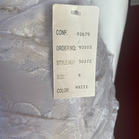 New w/Tags DaVinci Wedding Dress - Picture 9 of 9